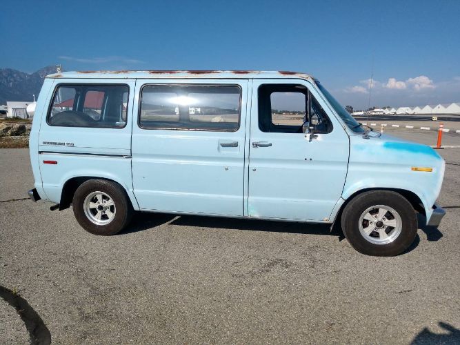 Ford-Econoline-1979-Blue-11