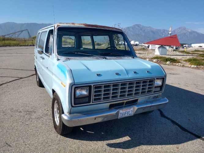 Ford-Econoline-1979-Blue-8