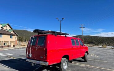 Ford-Econoline-1981-Red-22