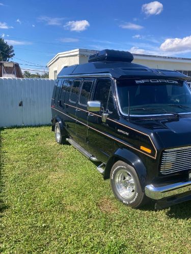 Ford-Econoline-1983-Black-6