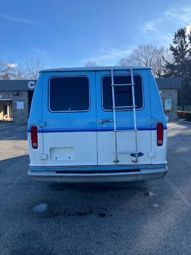 Ford-Econoline-1984-BlueWhite-Blue-Leather-7