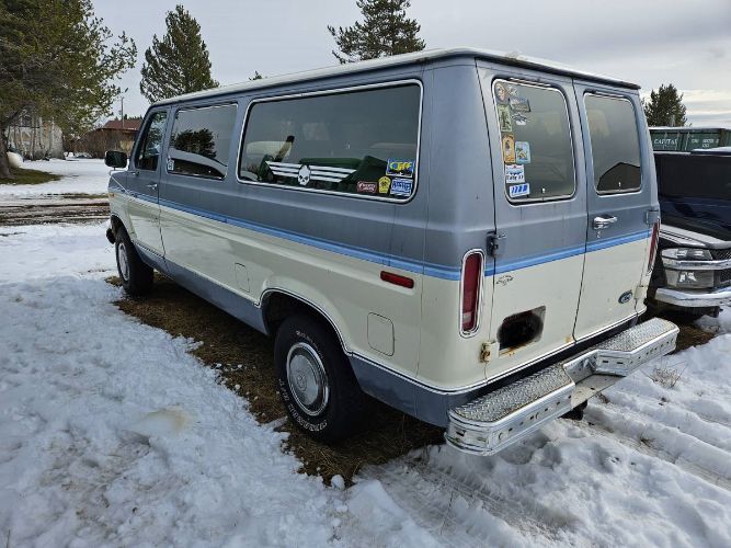 Ford-Econoline-1986-Blue-1