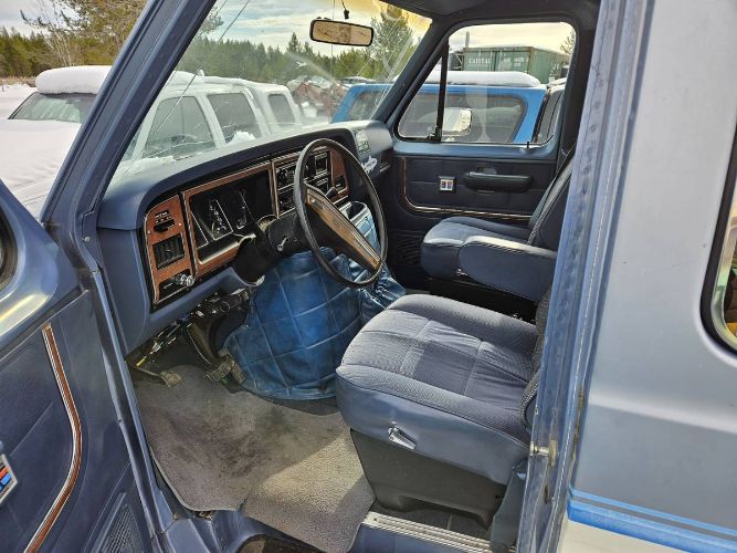 Ford-Econoline-1986-Blue-7