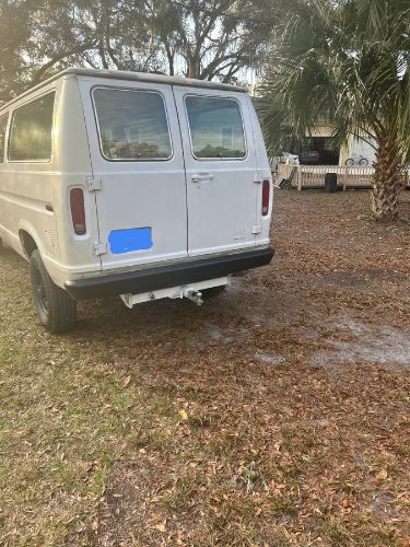 Ford-Econoline-1986-White
