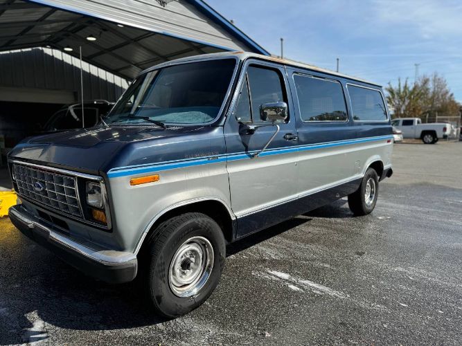 Ford-Econoline-1989-1
