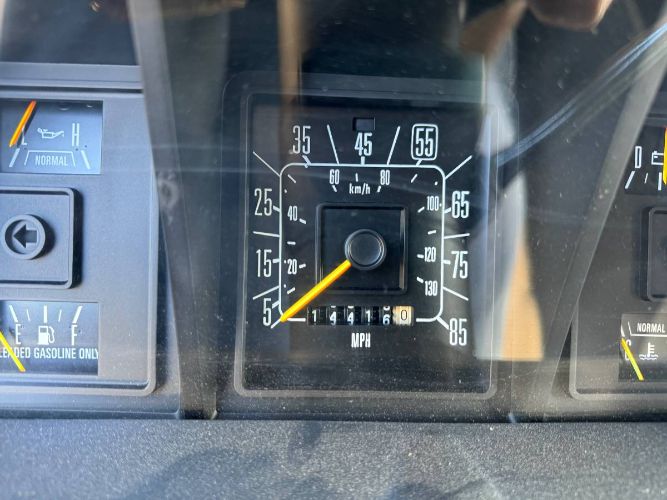 Ford-Econoline-1989-12