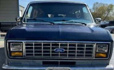 Ford-Econoline-1989-13