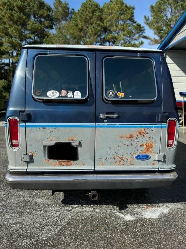 Ford-Econoline-1989-14