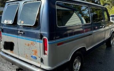 Ford-Econoline-1989-7