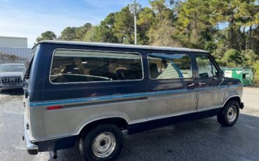 Ford-Econoline-1989-9