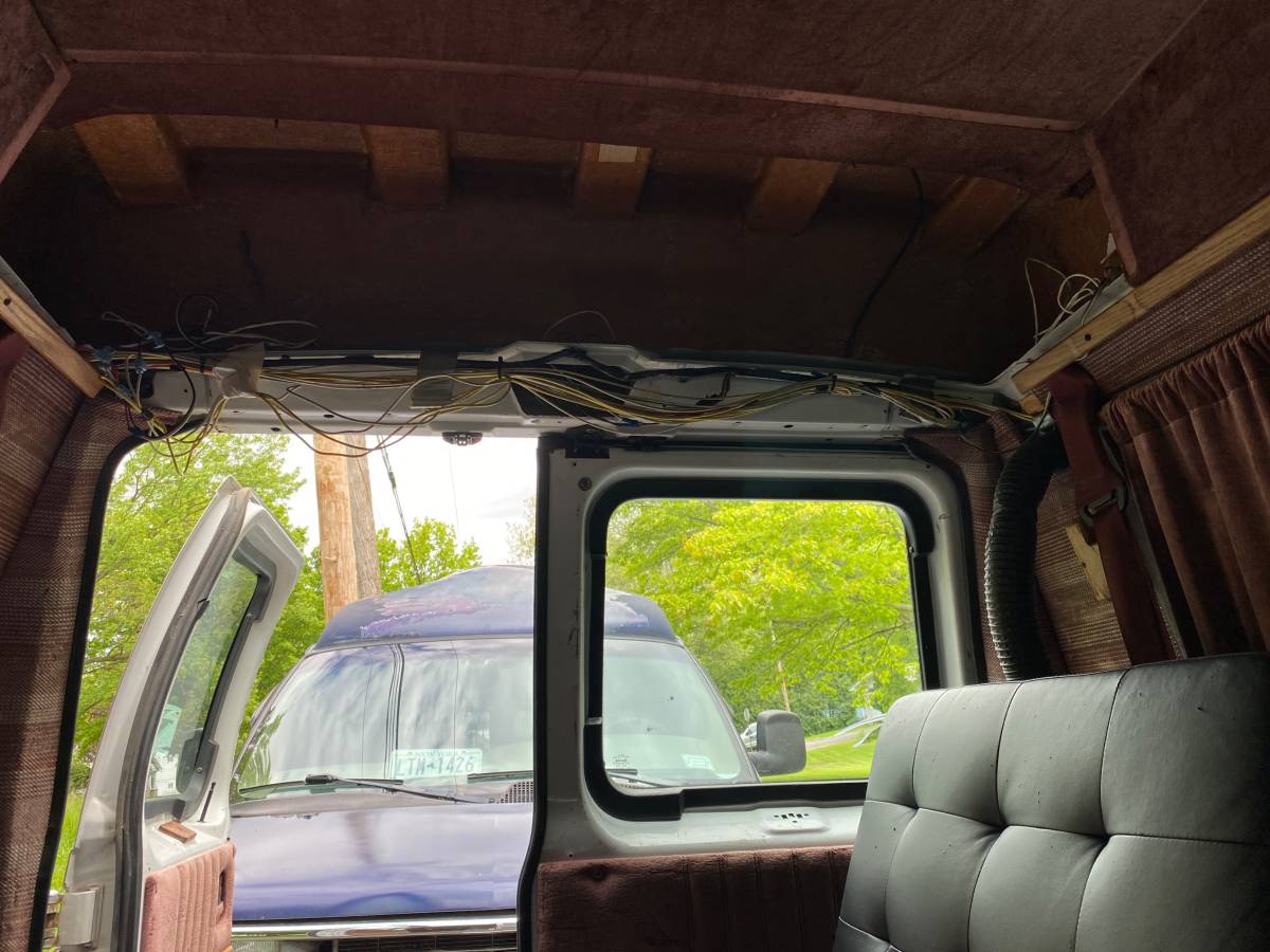 Ford-Econoline-1992-brown-6