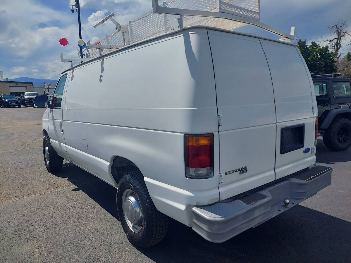 Ford-Econoline-e350-1994-white-2
