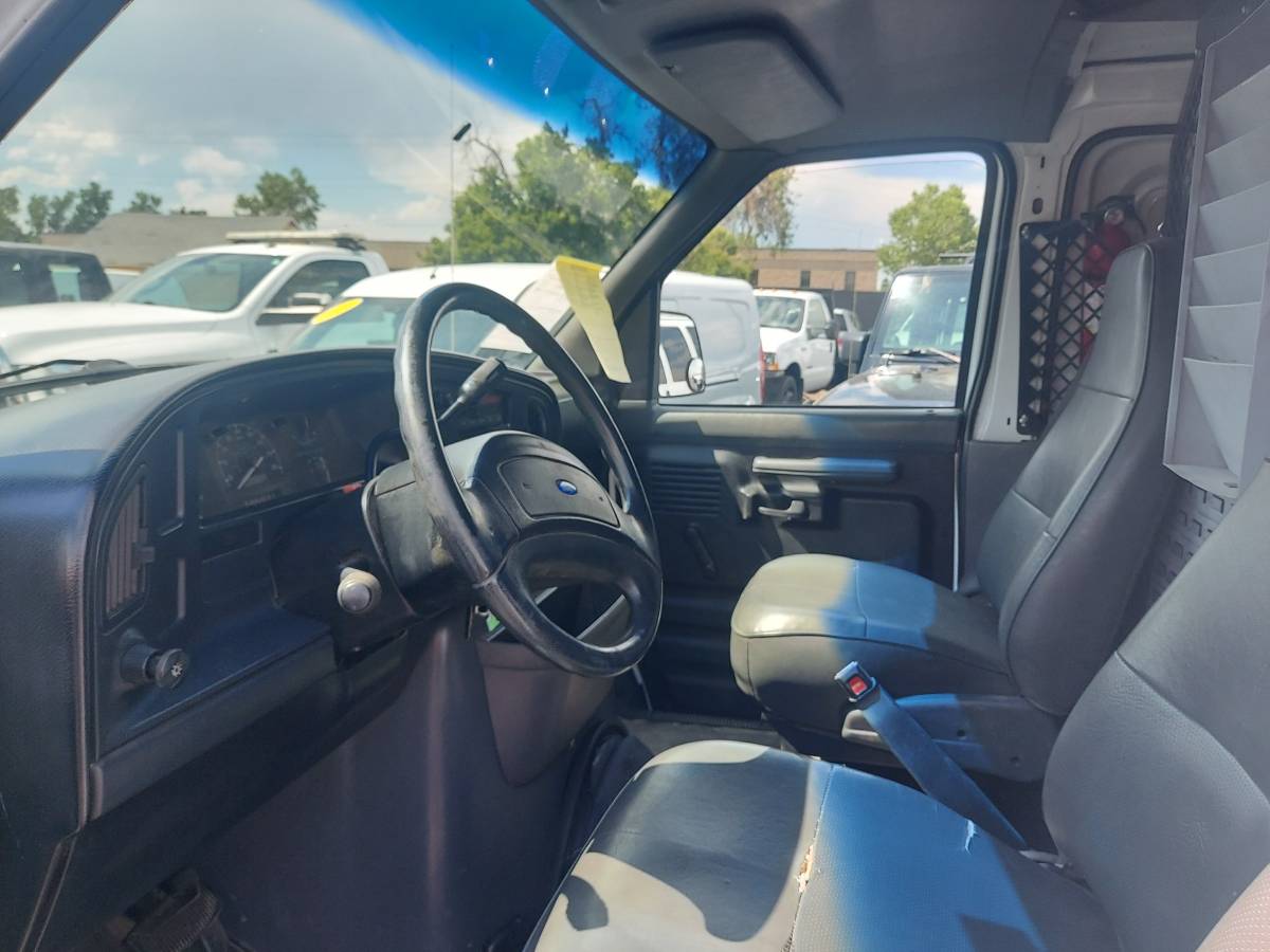 Ford-Econoline-e350-1994-white-9