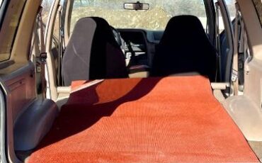 Ford-Explorer-1991-Brown-14
