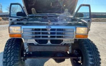 Ford-Explorer-1991-Brown-15