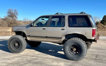 Ford-Explorer-1991-Brown-24