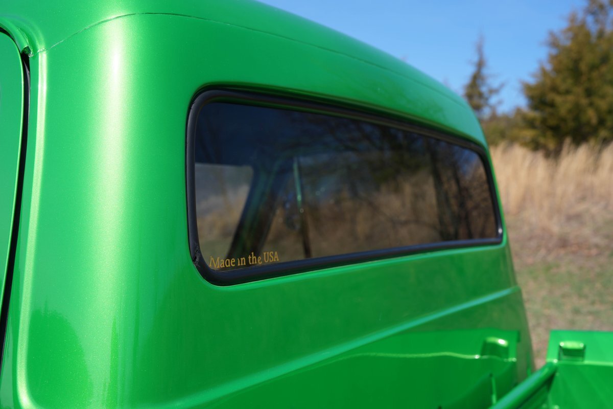 Ford-F-100-1953-Truck-39