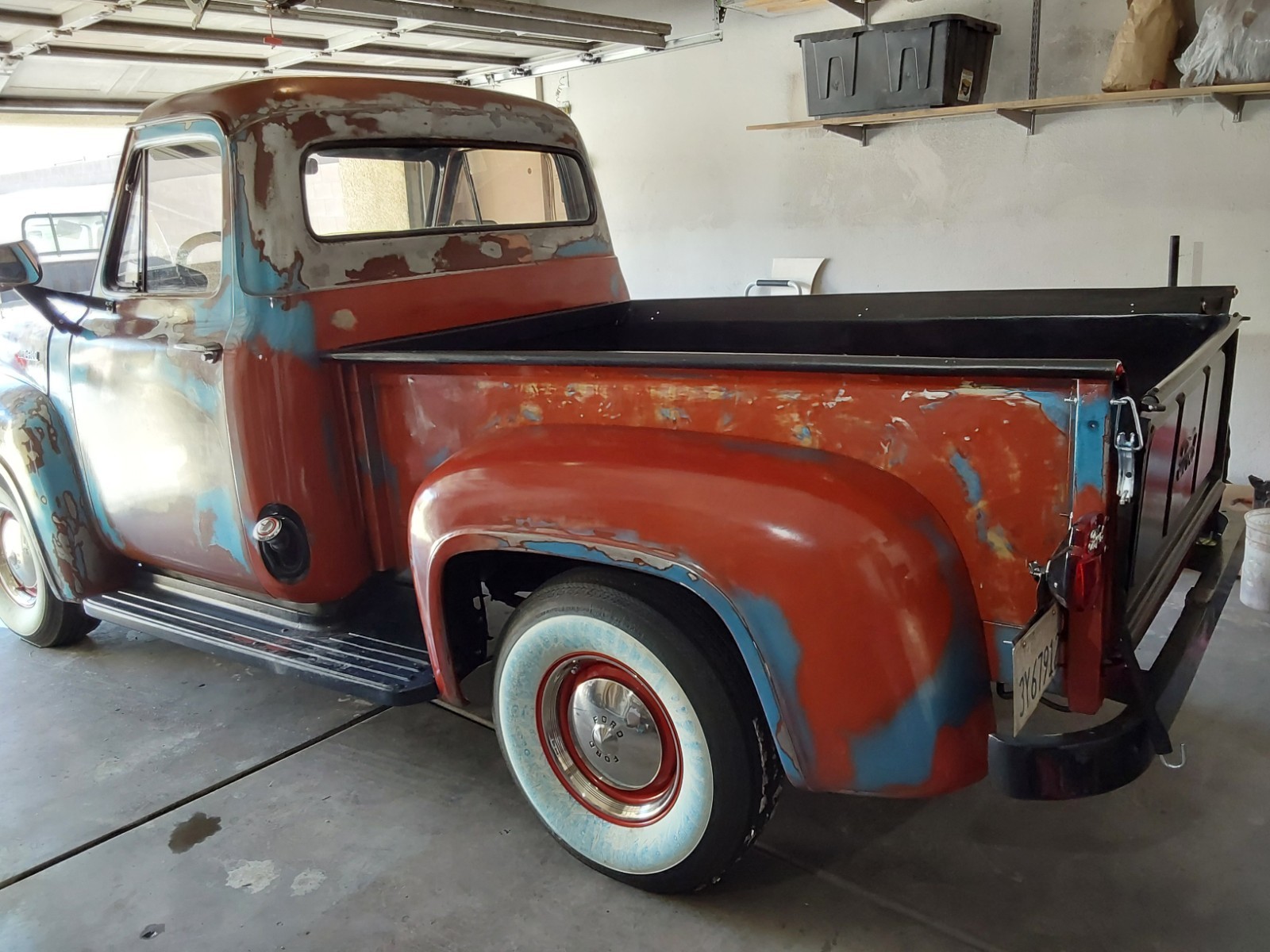 Ford-F-100-1954-Pickup-Truck-15