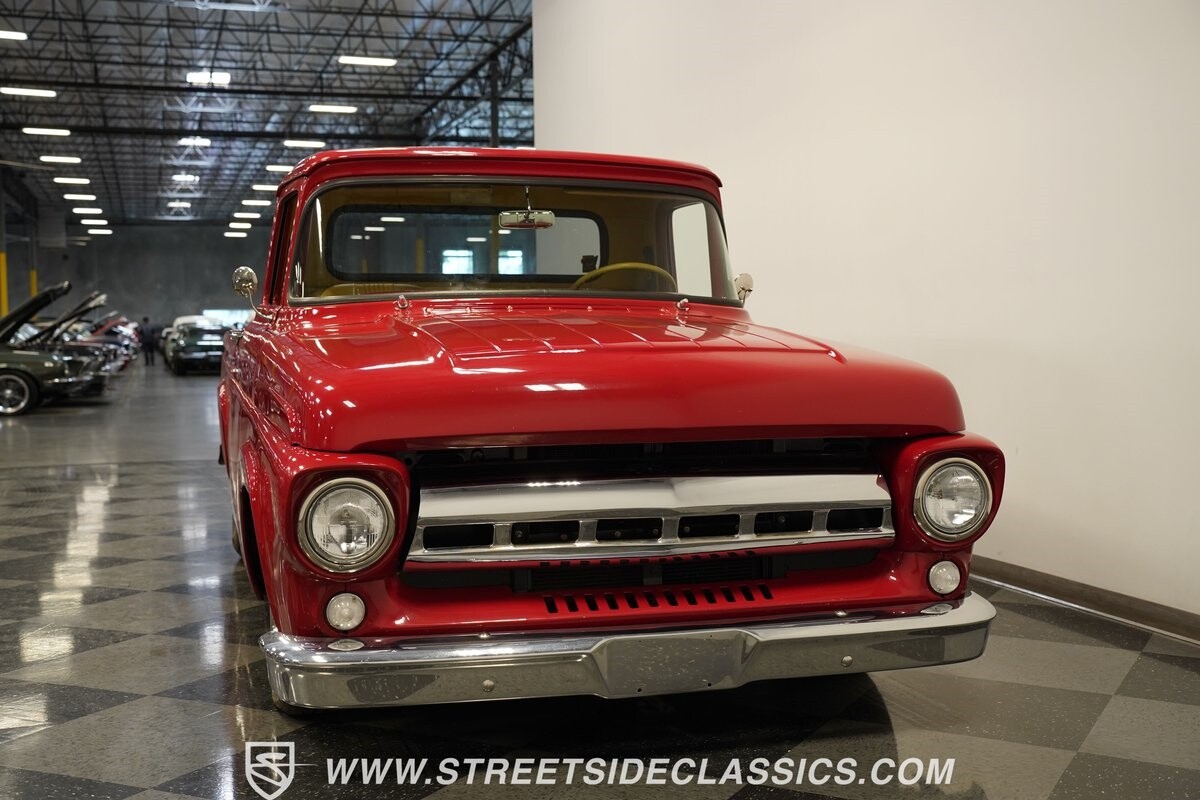 Ford-F-100-1958-Pickup-Truck-17