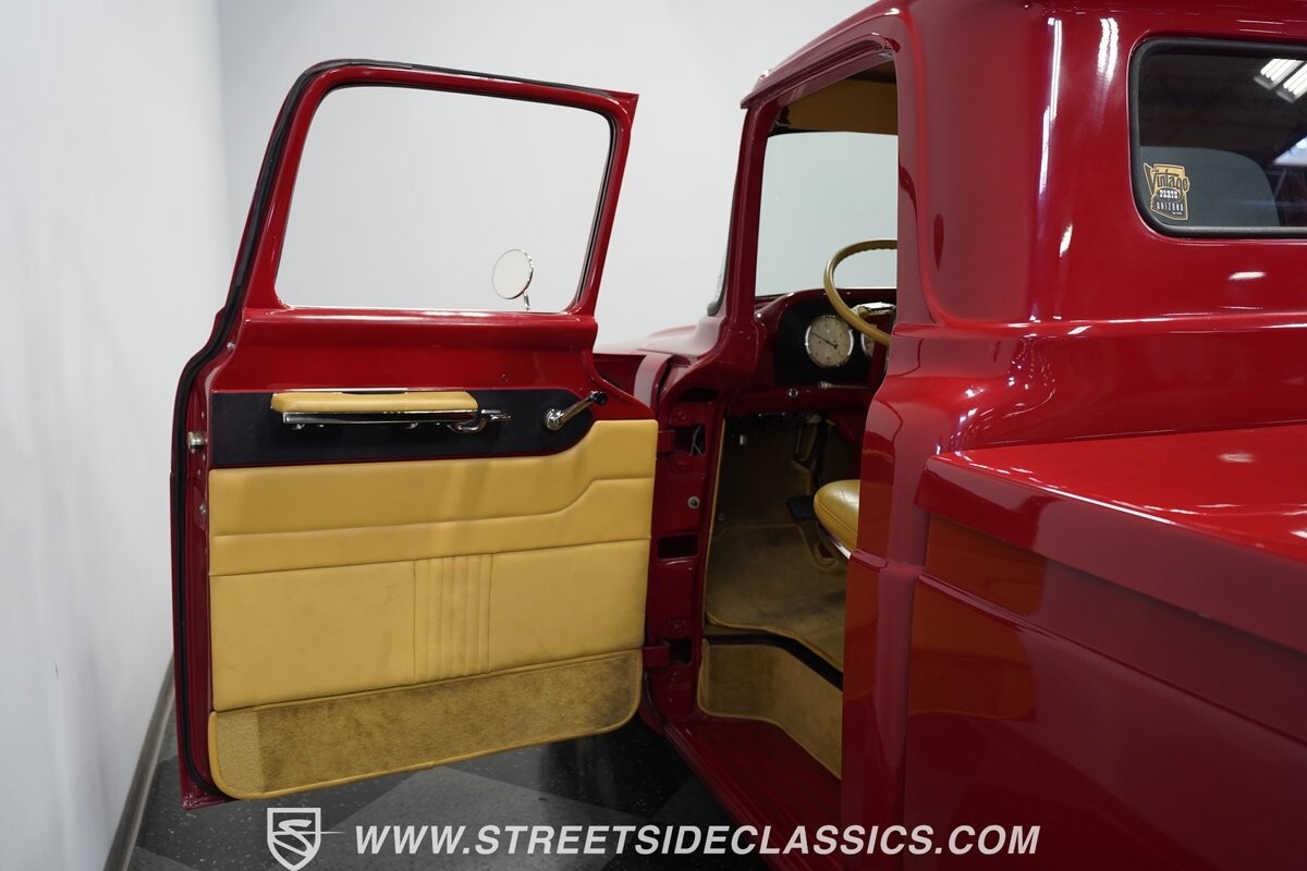 Ford-F-100-1958-Pickup-Truck-35