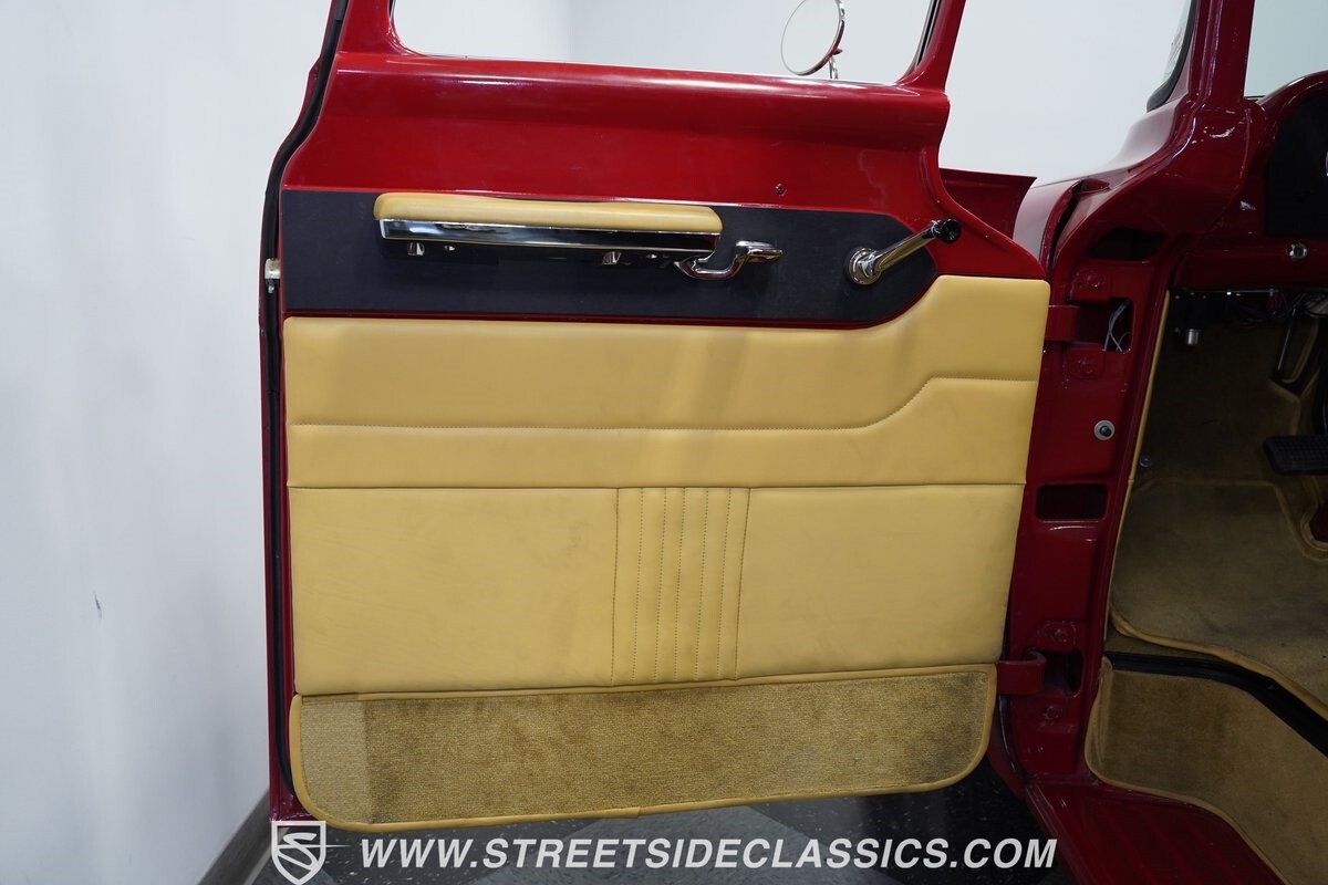 Ford-F-100-1958-Pickup-Truck-36