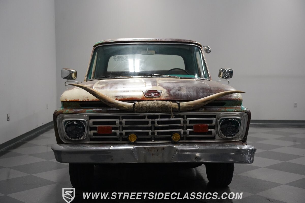 Ford-F-100-1964-Pickup-Truck-18