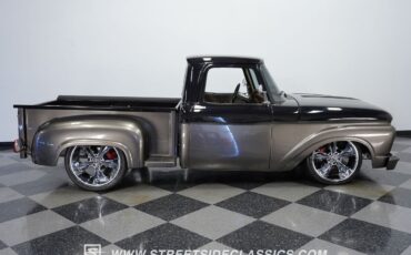 Ford-F-100-1965-Pickup-Truck-12