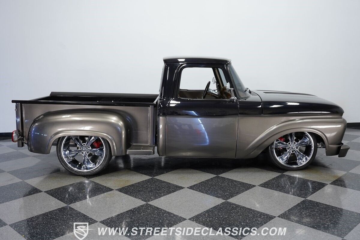 Ford-F-100-1965-Pickup-Truck-12