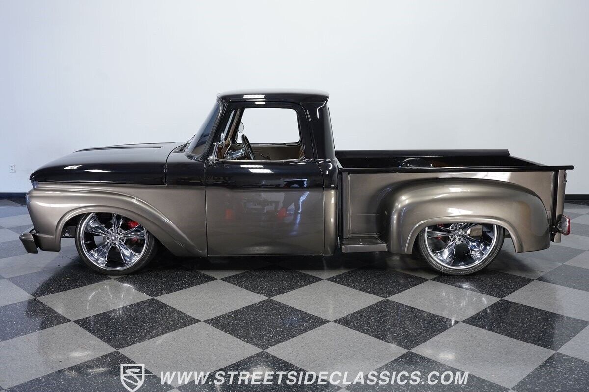 Ford-F-100-1965-Pickup-Truck-2