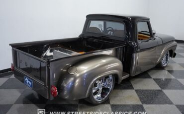 Ford-F-100-1965-Pickup-Truck-24
