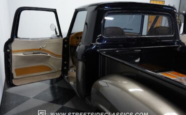 Ford-F-100-1965-Pickup-Truck-32