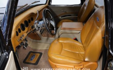 Ford-F-100-1965-Pickup-Truck-4