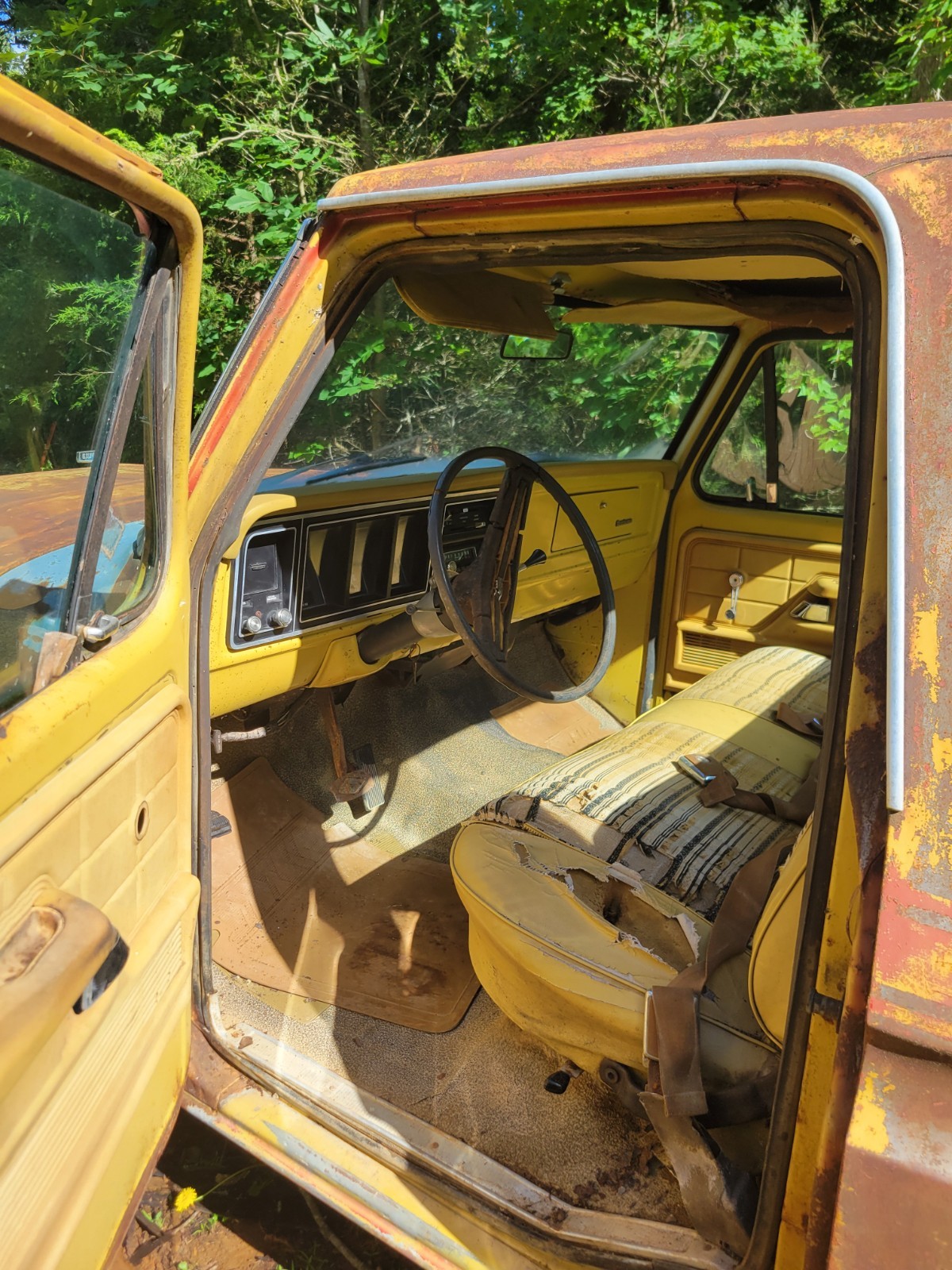 Ford-F-100-1975-9