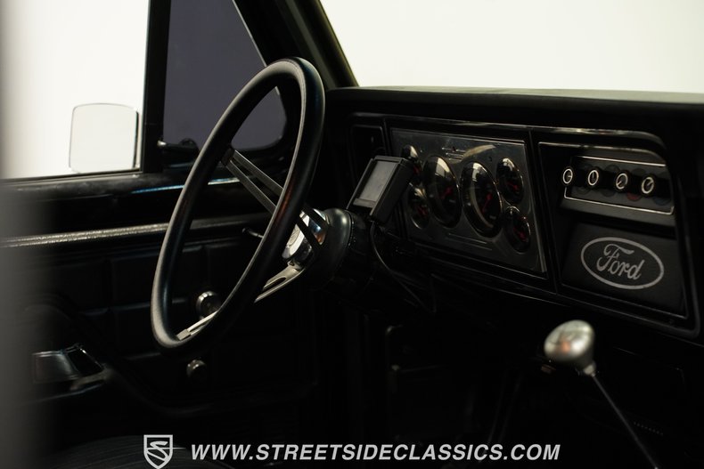 Ford-F-100-1975-Black-Black-10