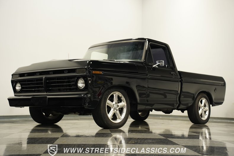 Ford-F-100-1975-Black-Black-23