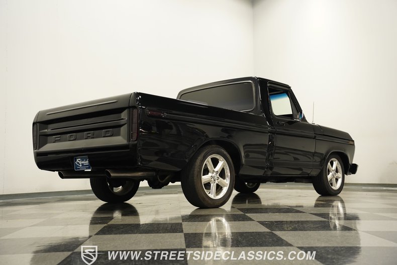Ford-F-100-1975-Black-Black-29