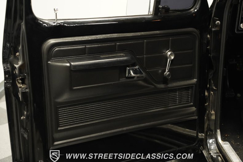 Ford-F-100-1975-Black-Black-38