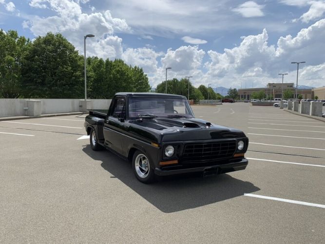 Ford-F-100-1978-Purple-Custom-Purple-Tweed-14