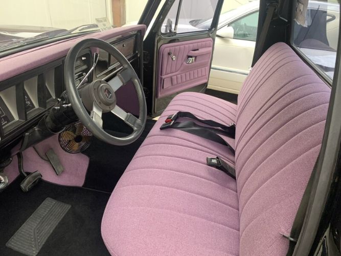 Ford-F-100-1978-Purple-Custom-Purple-Tweed-3