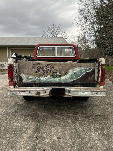 Ford-F-100-1981-Red-1
