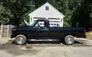 Ford-F-100-1985-Black