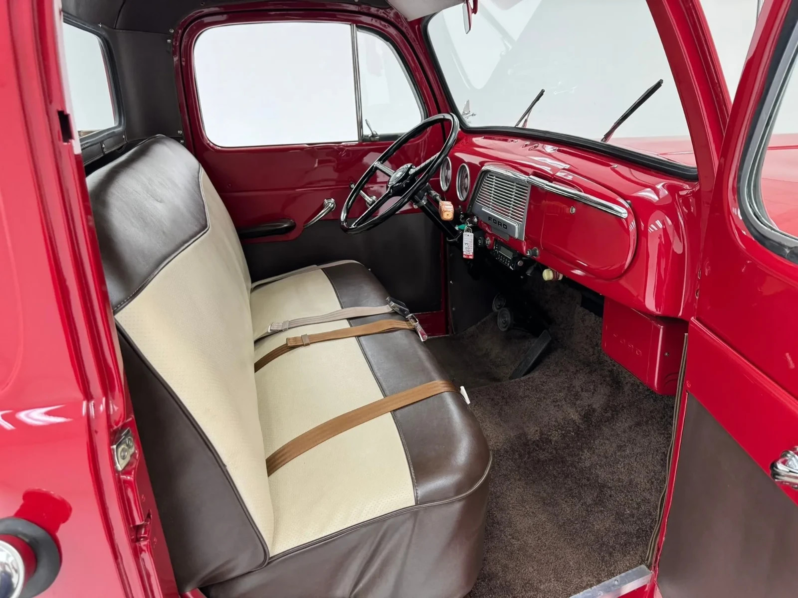 Ford-F-150-1952-Standard-Cab-Pickup-19
