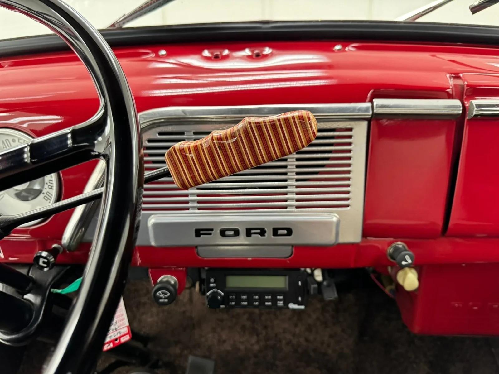 Ford-F-150-1952-Standard-Cab-Pickup-27