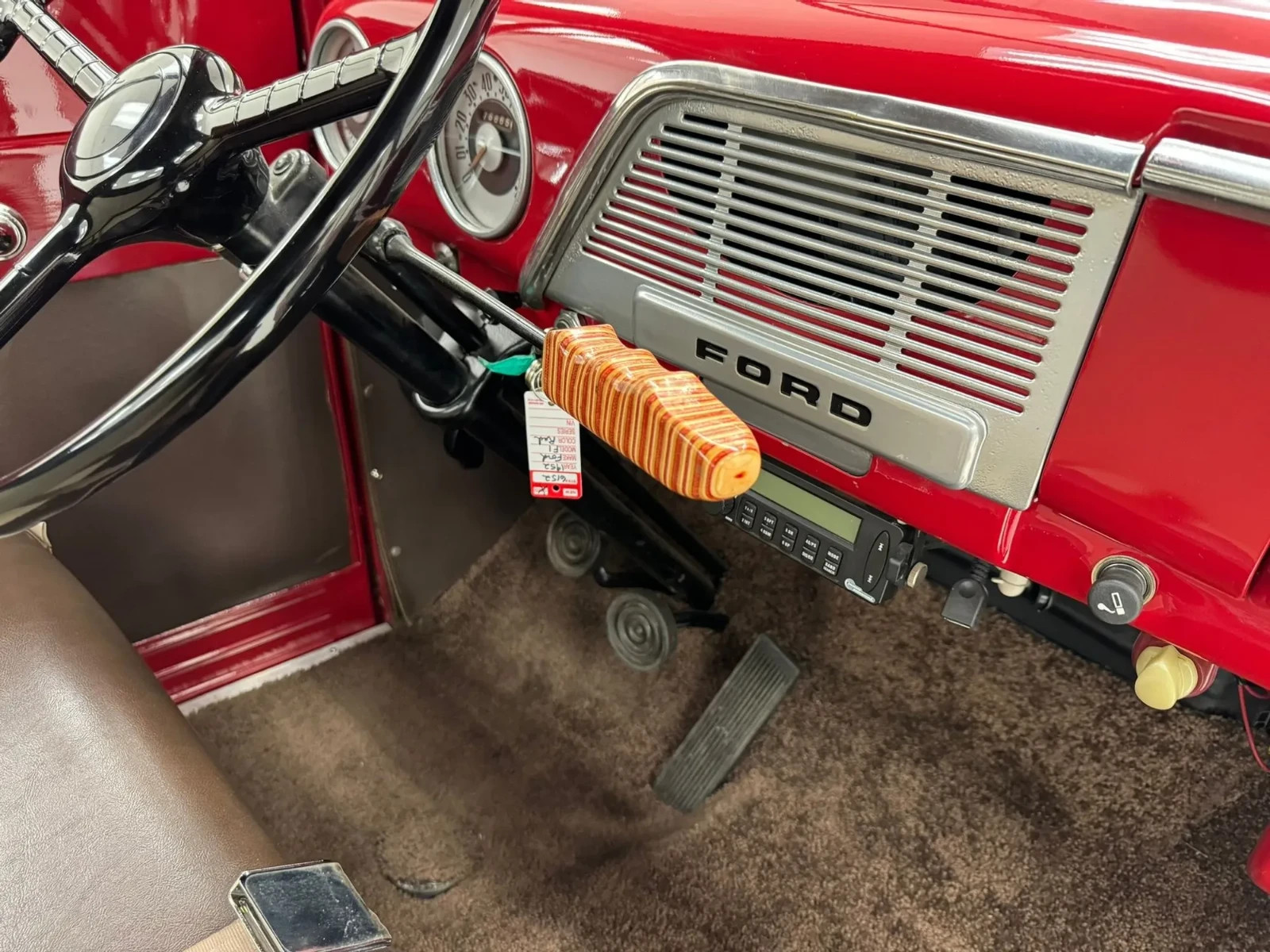Ford-F-150-1952-Standard-Cab-Pickup-28