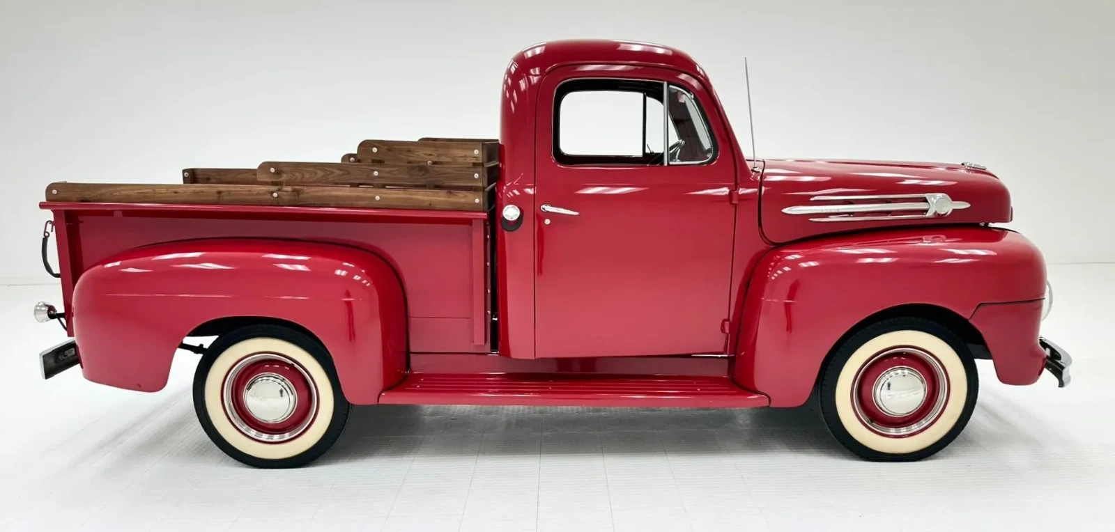 Ford-F-150-1952-Standard-Cab-Pickup-5