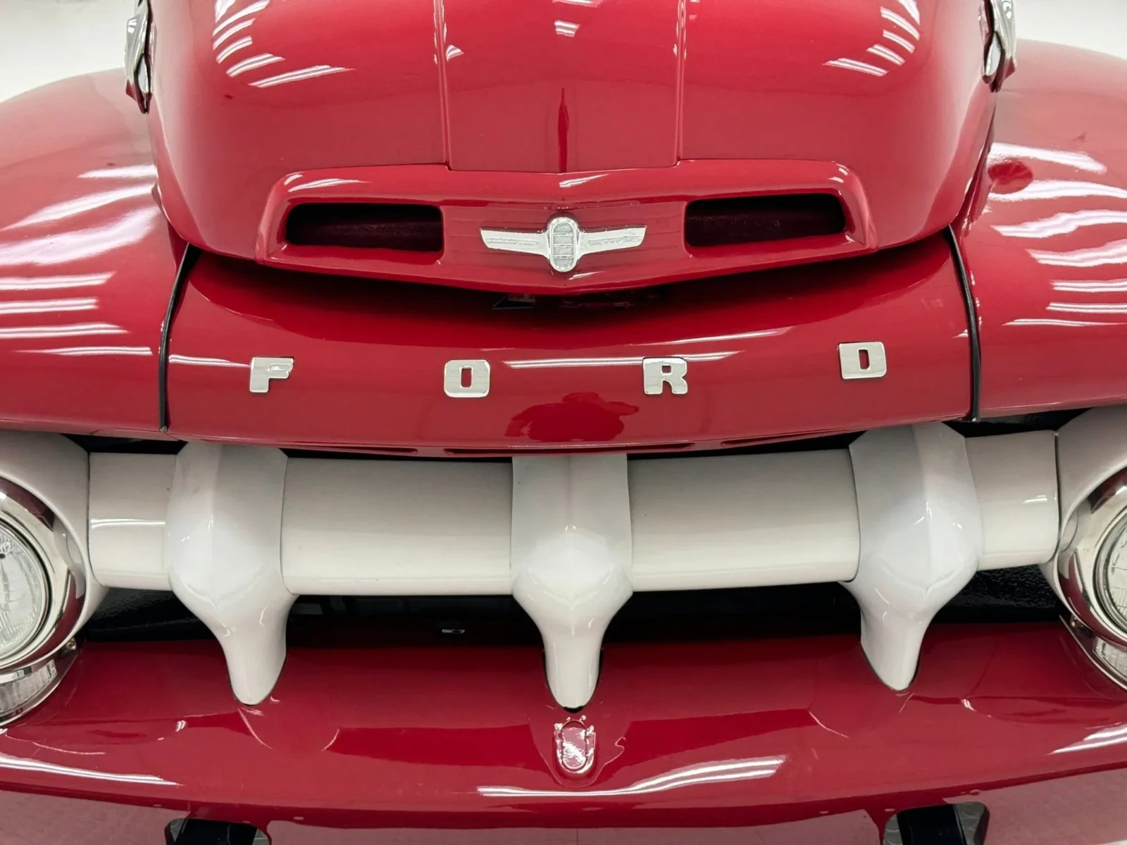 Ford-F-150-1952-Standard-Cab-Pickup-8