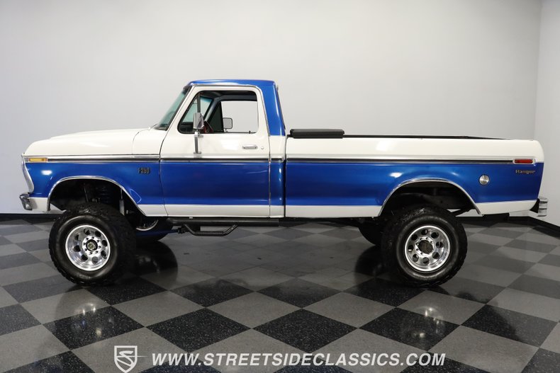 Ford-F-150-1976-Light-Blue-Blue-1