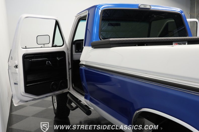 Ford-F-150-1976-Light-Blue-Blue-35