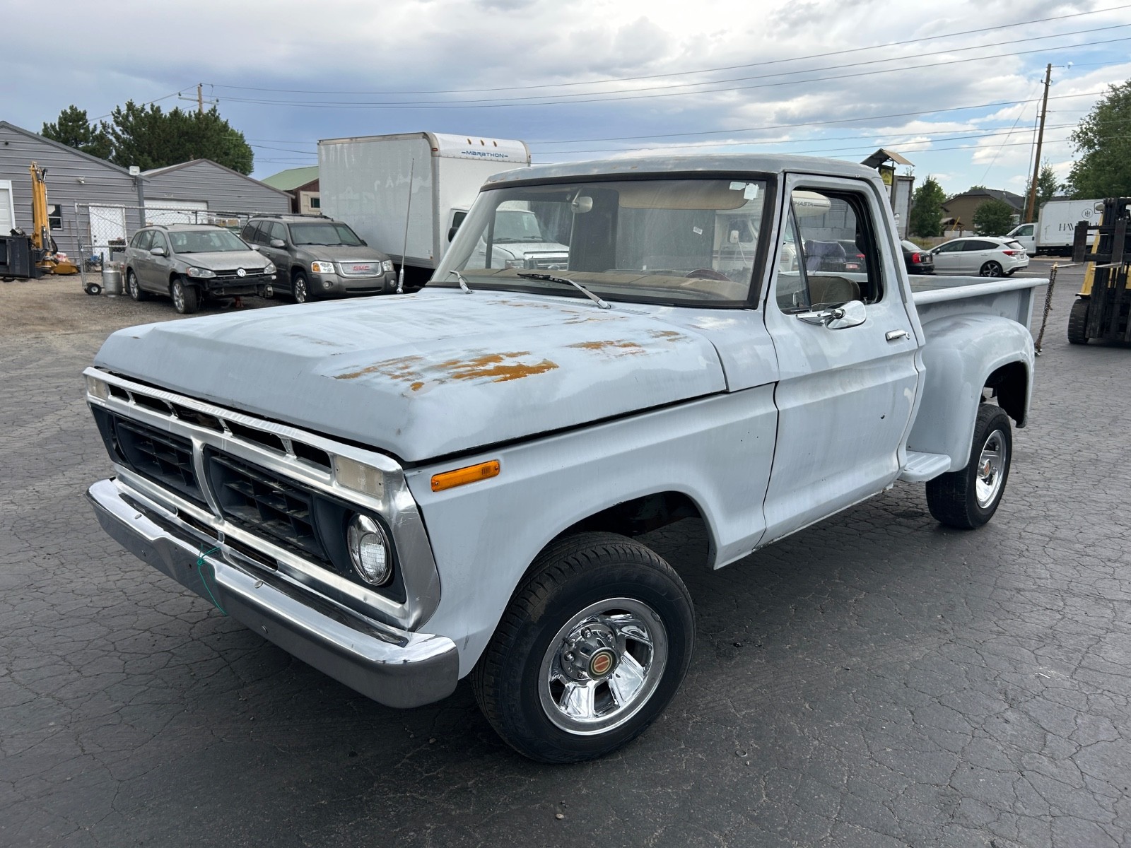 Ford-F-150-1976-Standard-Cab-Pickup-1