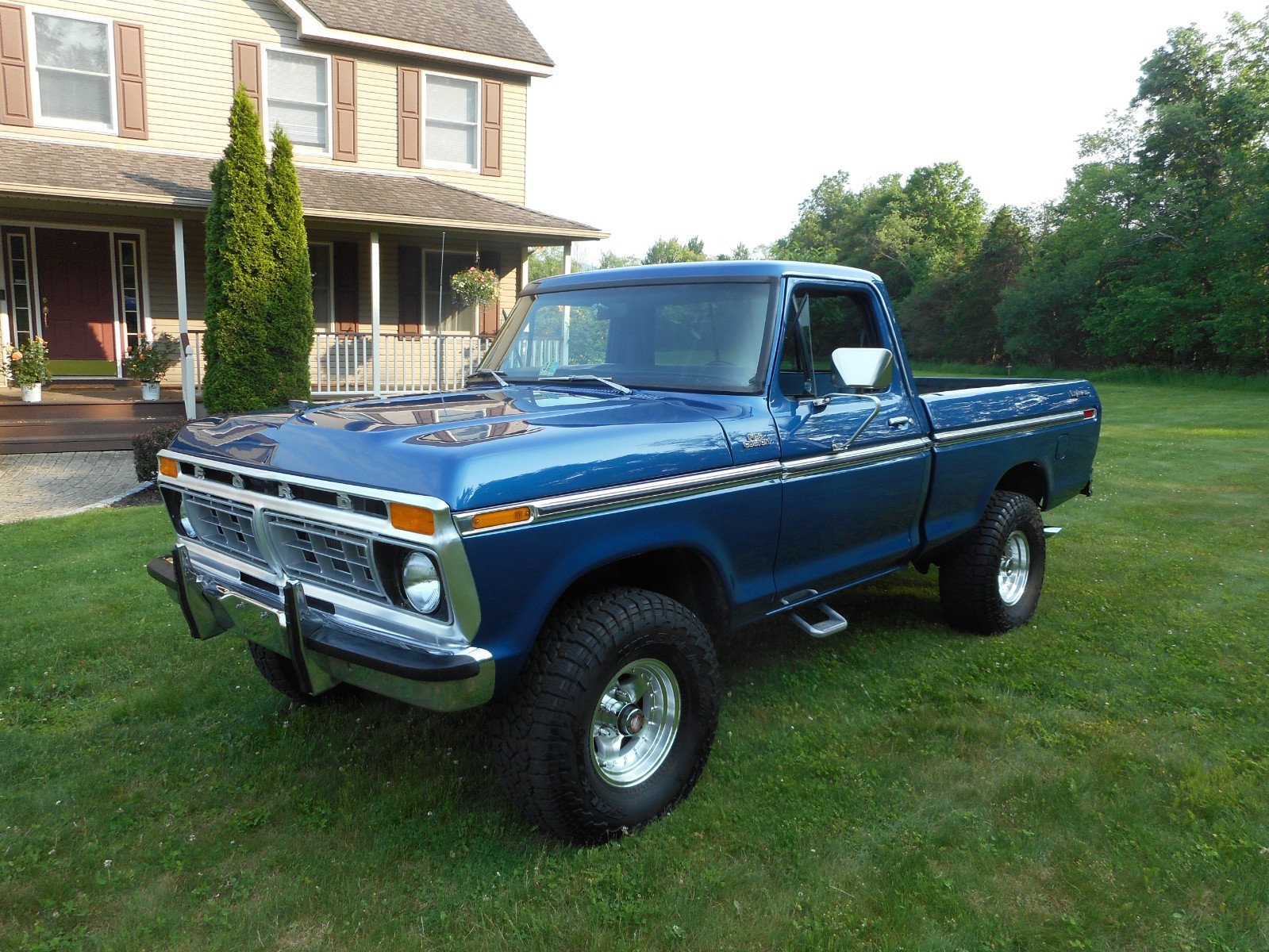 Ford F-150 1977 Standard Cab Pickup